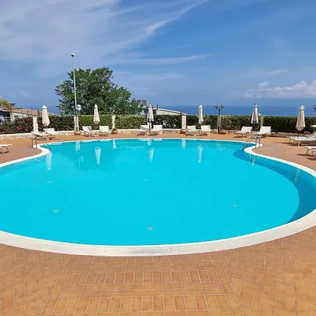 Magik Hill アパート