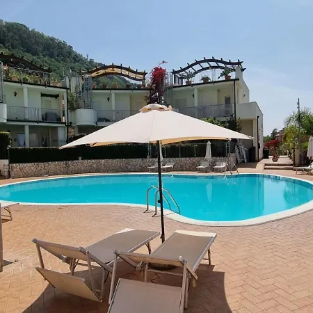 Magik Hill Апартаменты *